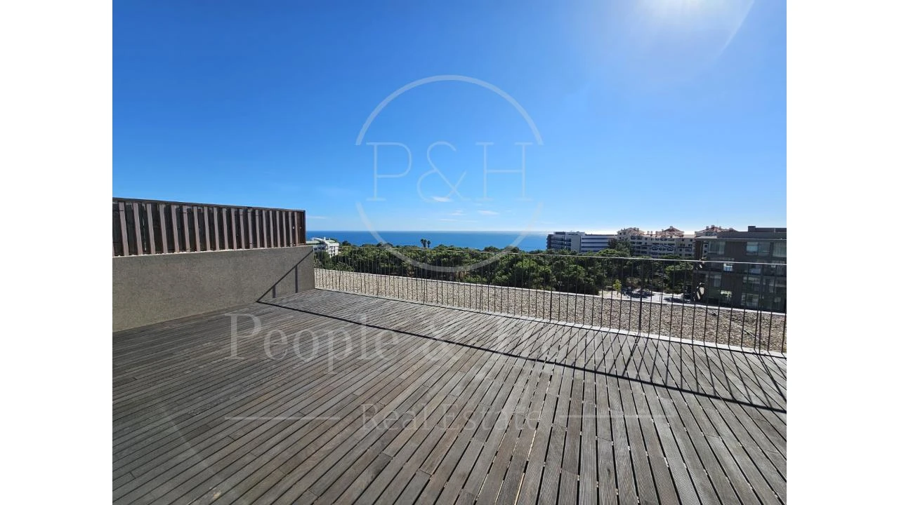 Apartamento T4 para Venda em Cascais e Estoril Foto 1