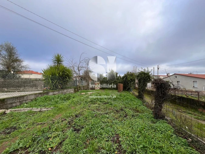 Terreno para Venda em Paços Foto 4