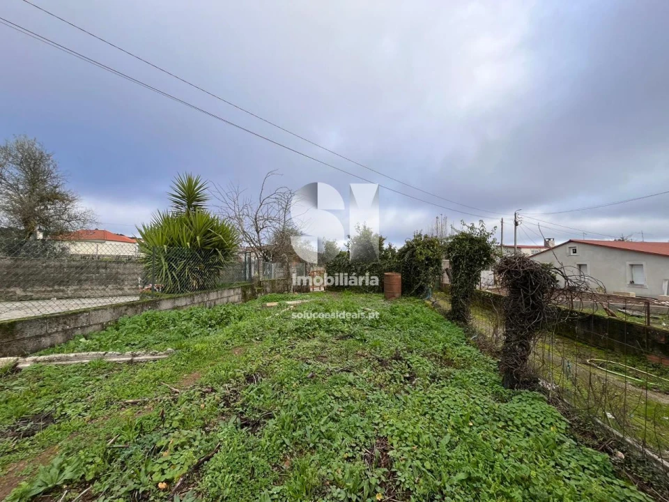 Terreno para Venda em Paços Foto 4