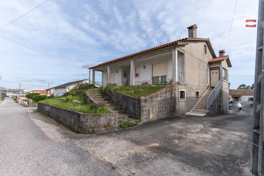 Moradia T4 para Venda em Santa Catarina da Serra e Chainça Foto 3