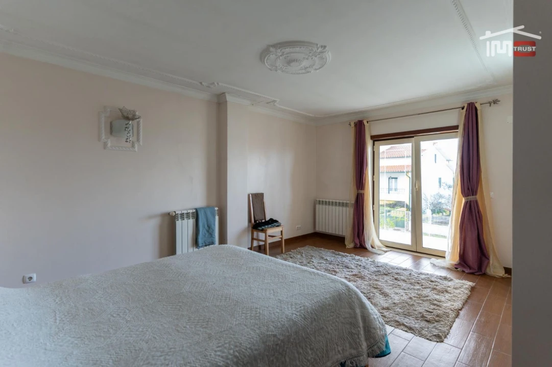 Moradia T4 para Venda em Santa Catarina da Serra e Chainça Foto 16