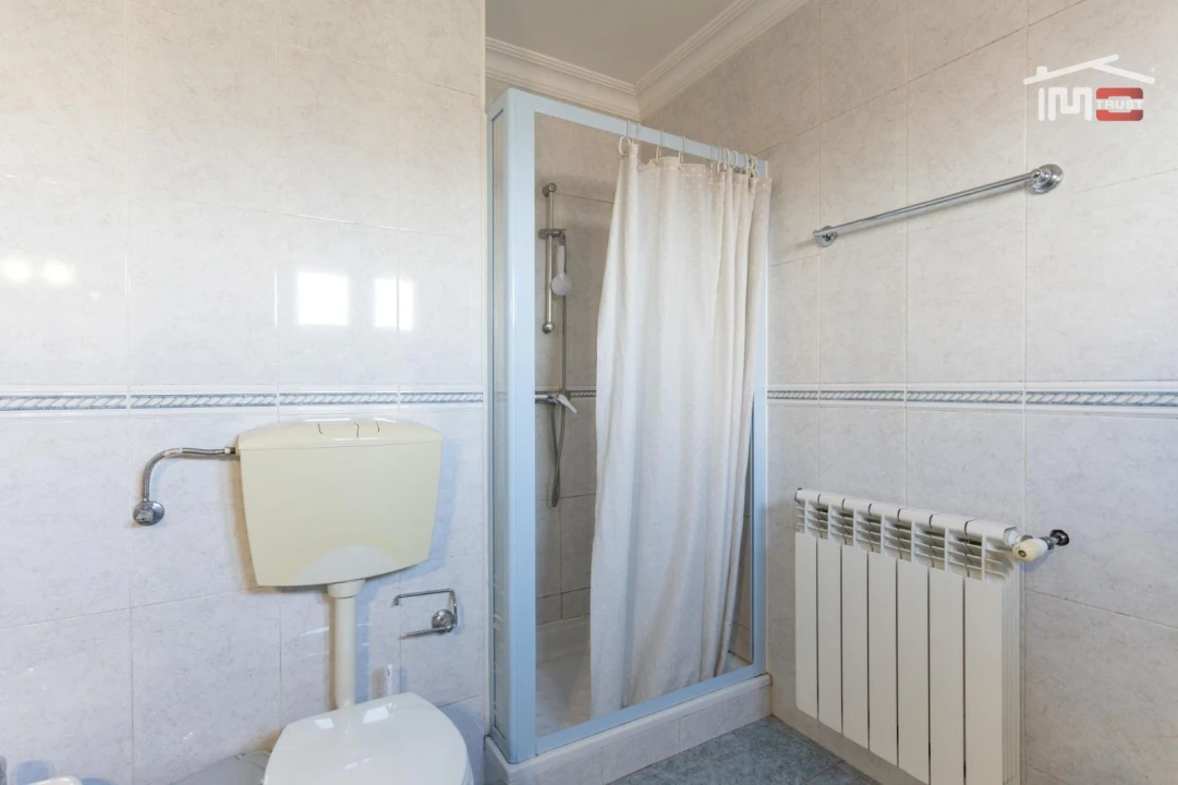 Moradia T4 para Venda em Santa Catarina da Serra e Chainça Foto 27