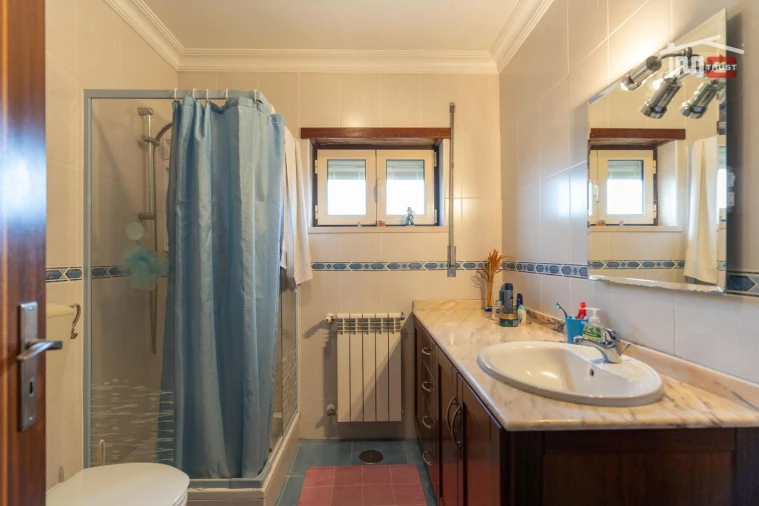 Moradia T4 para Venda em Santa Catarina da Serra e Chainça Foto 14