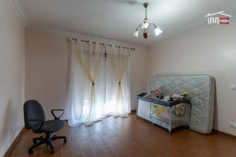 Moradia T4 para Venda em Santa Catarina da Serra e Chainça Foto 24