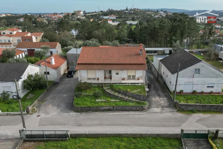 Moradia T4 para Venda em Santa Catarina da Serra e Chainça Foto 38