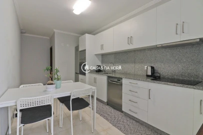 Apartamento T1 para Arrendamento em Castêlo da Maia