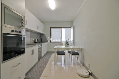 Apartamento T1 para Arrendamento em Castêlo da Maia