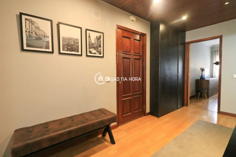 Apartamento T1 para Arrendamento em Castêlo da Maia Foto 3