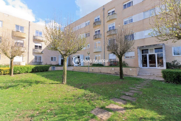 Apartamento T1 para Arrendamento em Castêlo da Maia Foto 22