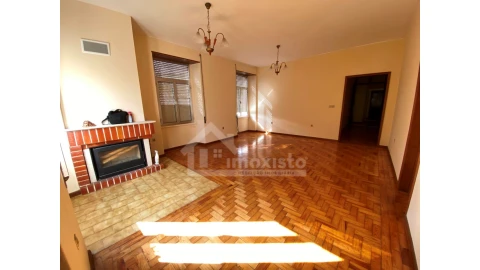 Moradia T3 para Venda em Figueiró dos Vinhos e Bairradas