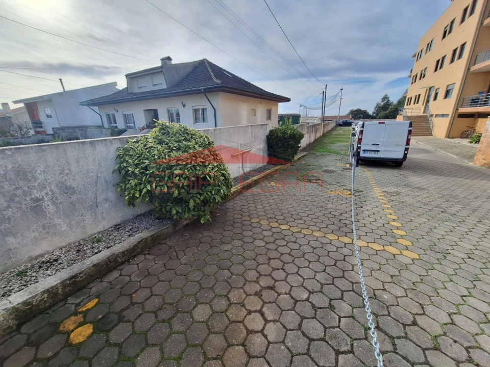 Negócio para Venda em Gulpilhares e Valadares Foto 2