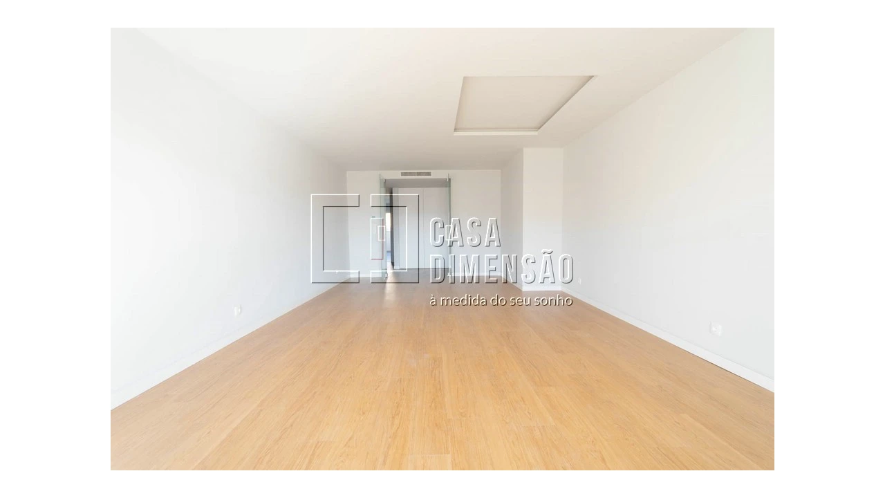 Apartamento T1 para Venda em Carcavelos e Parede Foto 10