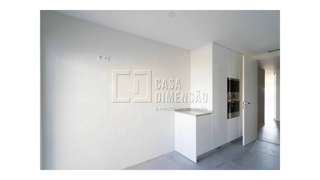 Apartamento T1 para Venda em Carcavelos e Parede Foto 22