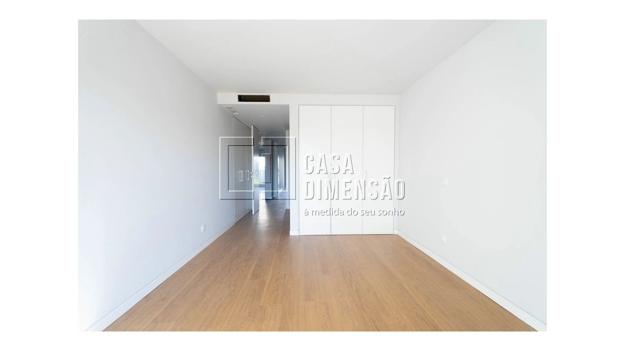 Apartamento T1 para Venda em Carcavelos e Parede Foto 35