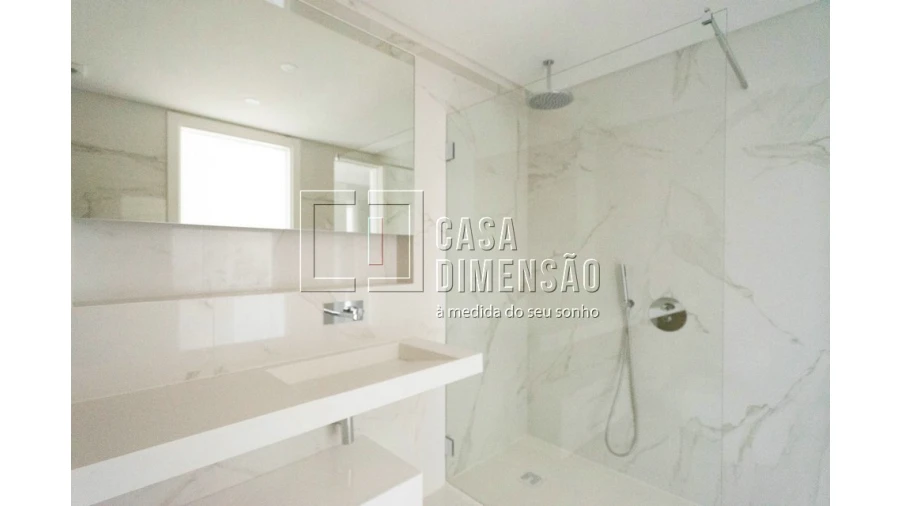 Apartamento T1 para Venda em Carcavelos e Parede Foto 38