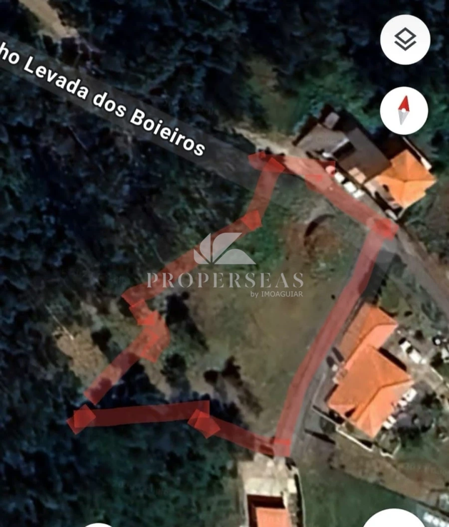 Terreno para Venda em Camacha