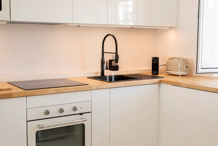 Apartamento T3 para Arrendamento férias em Quarteira Foto 8