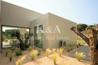 Moradia T4 para Venda em Almancil