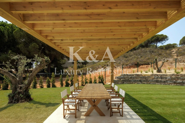 Moradia T4 para Venda em Almancil Foto 18