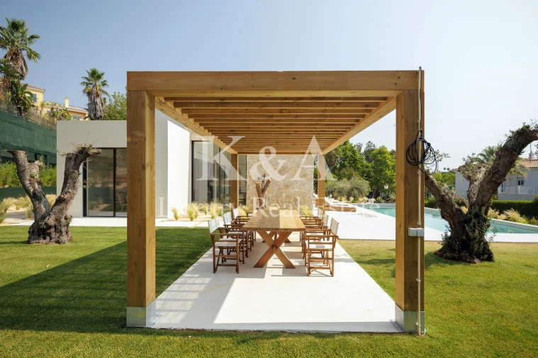 Moradia T4 para Venda em Almancil Foto 17