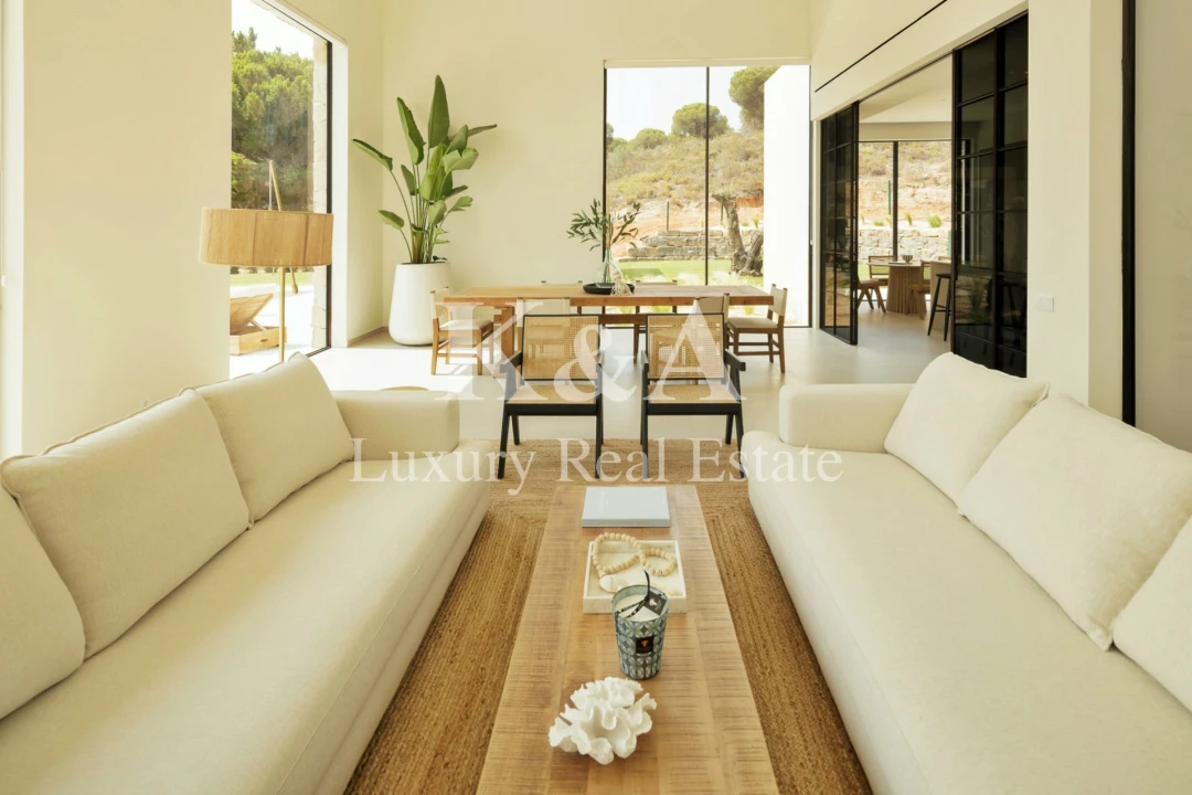 Moradia T4 para Venda em Almancil Foto 6