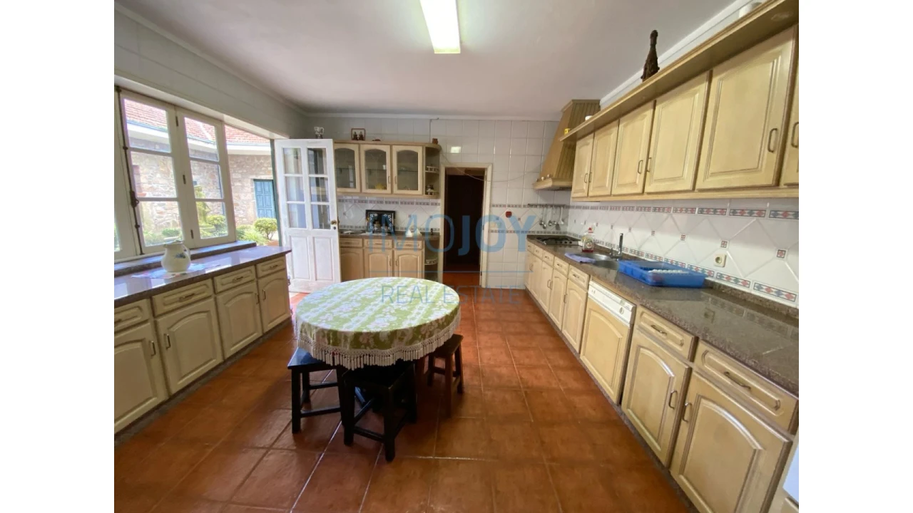 Quinta T9 para Venda em Carreira e Refojos de Riba de Ave Foto 16