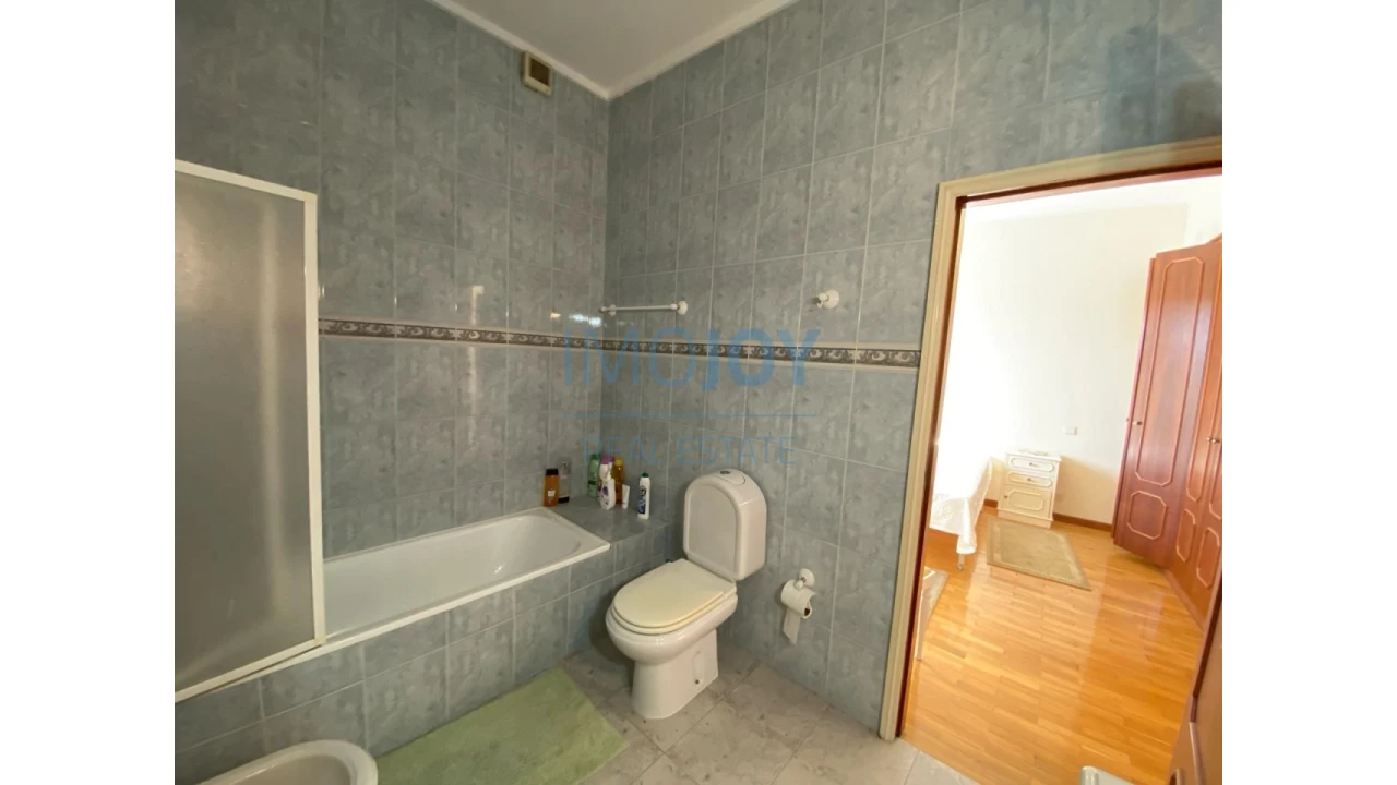 Quinta T9 para Venda em Carreira e Refojos de Riba de Ave Foto 32