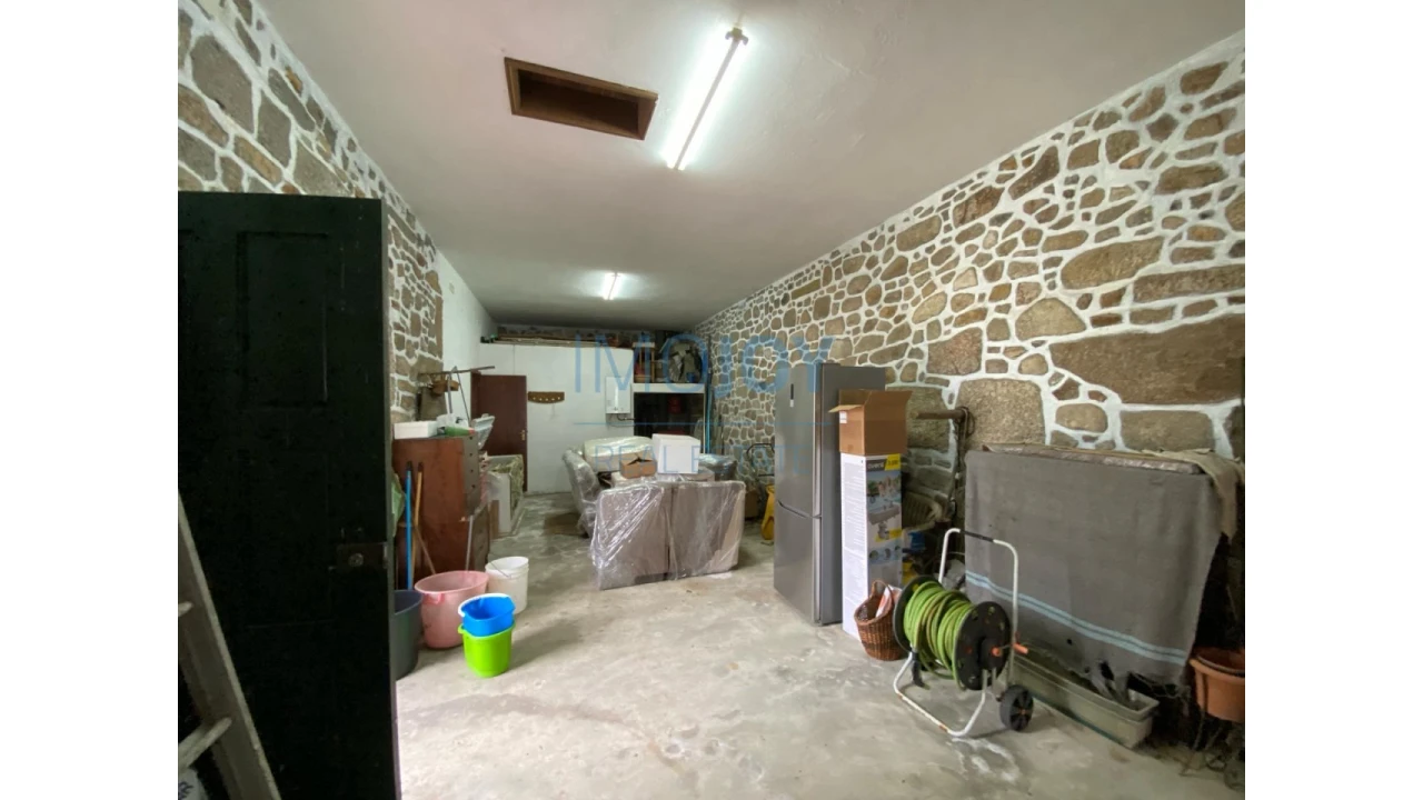 Quinta T9 para Venda em Carreira e Refojos de Riba de Ave Foto 65