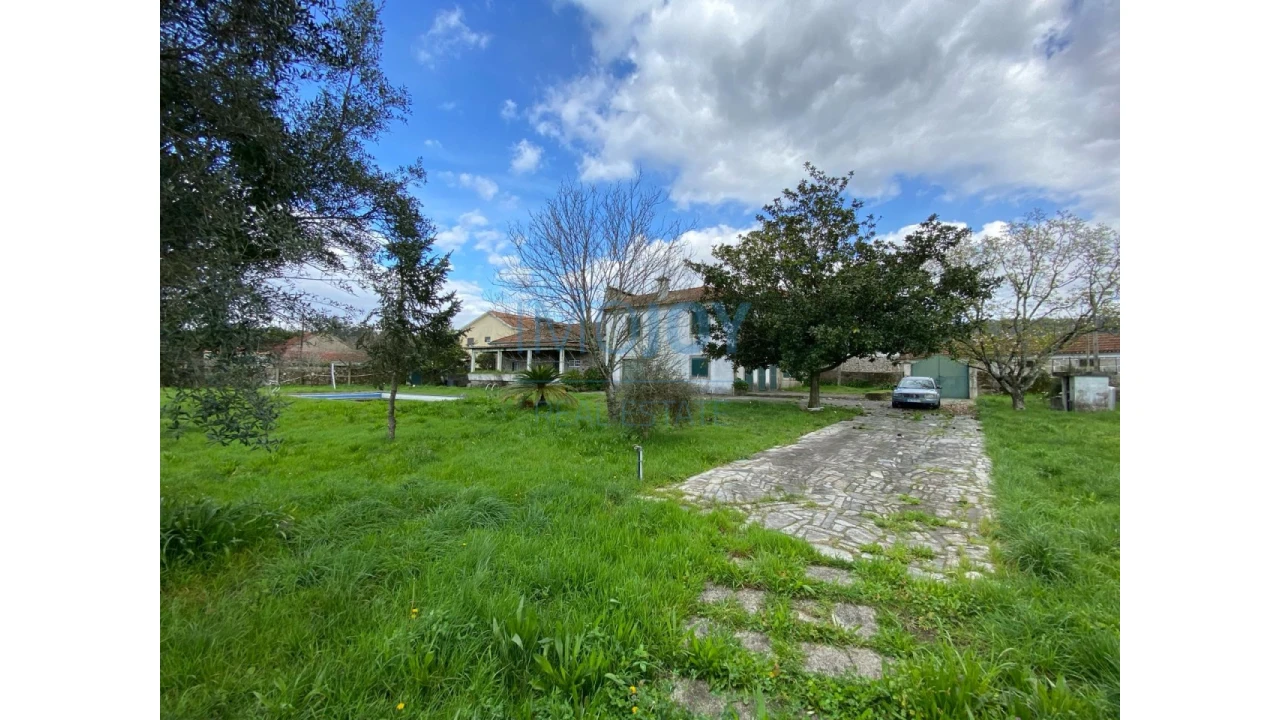 Quinta T9 para Venda em Carreira e Refojos de Riba de Ave Foto 68