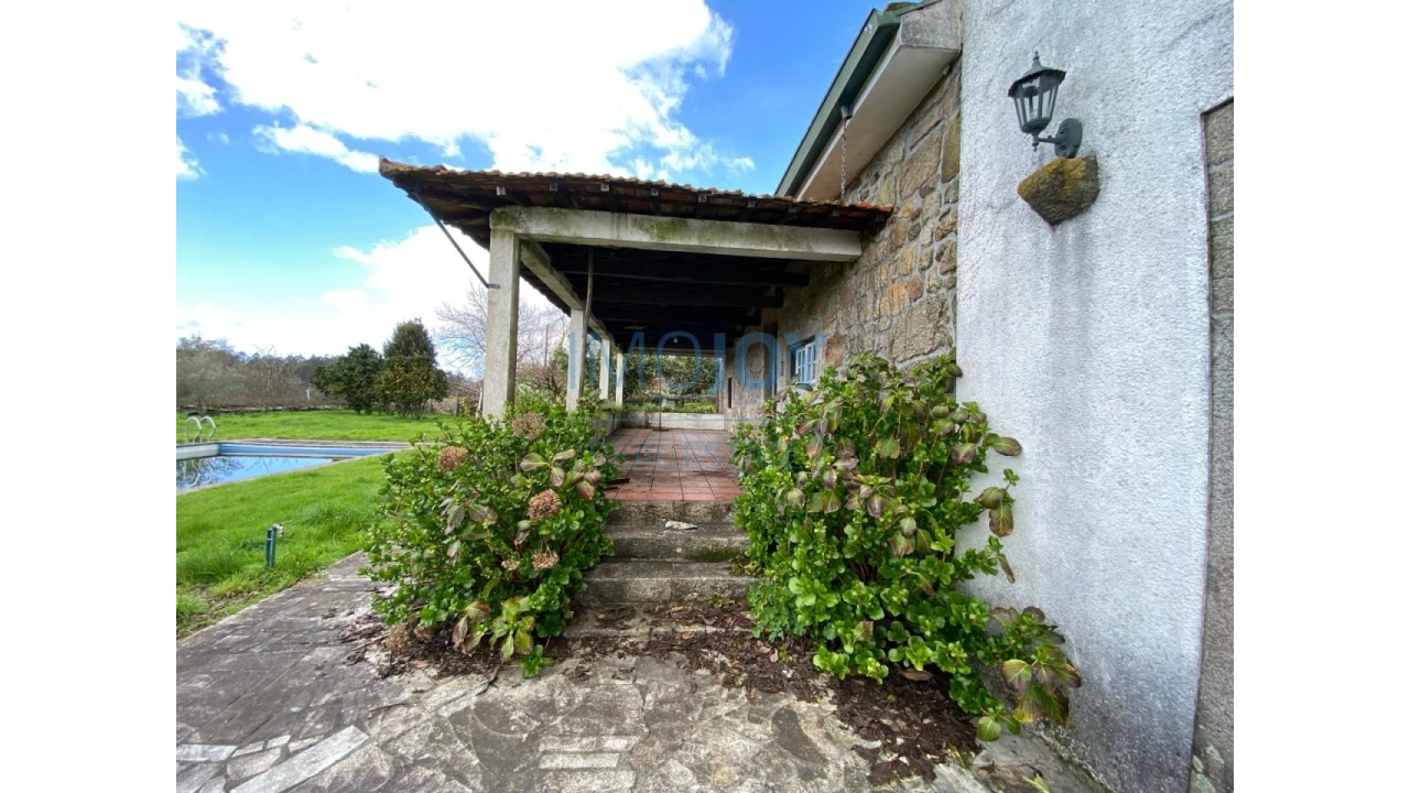 Quinta T9 para Venda em Carreira e Refojos de Riba de Ave Foto 73