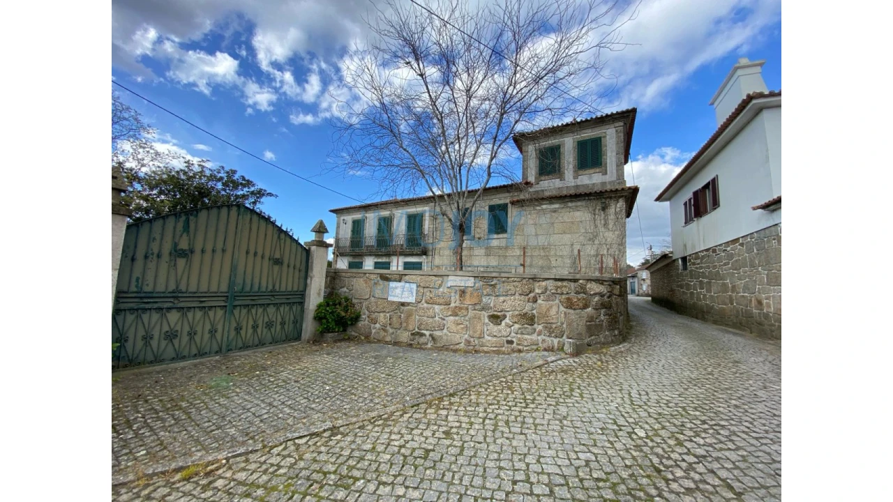 Quinta T9 para Venda em Carreira e Refojos de Riba de Ave Foto 78