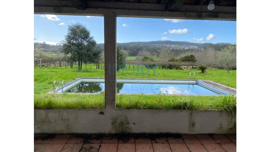 Quinta T9 para Venda em Carreira e Refojos de Riba de Ave Foto 9