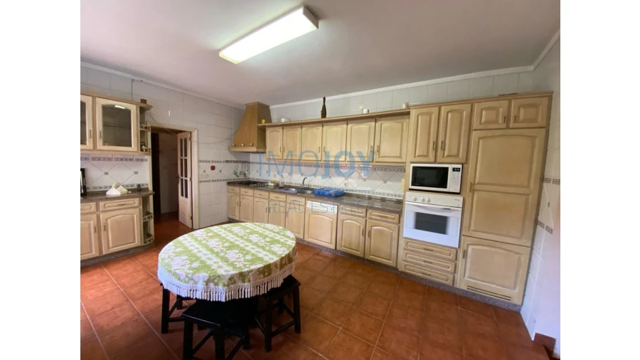 Quinta T9 para Venda em Carreira e Refojos de Riba de Ave Foto 17