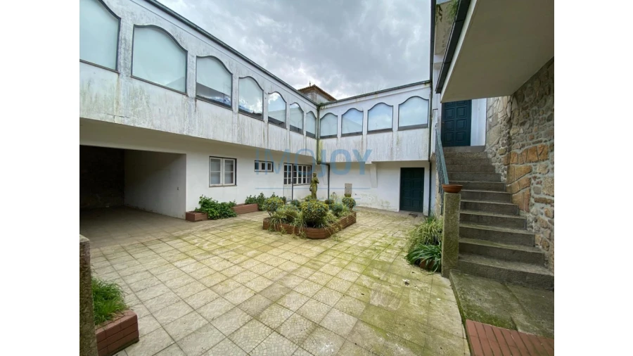 Quinta T9 para Venda em Carreira e Refojos de Riba de Ave Foto 21