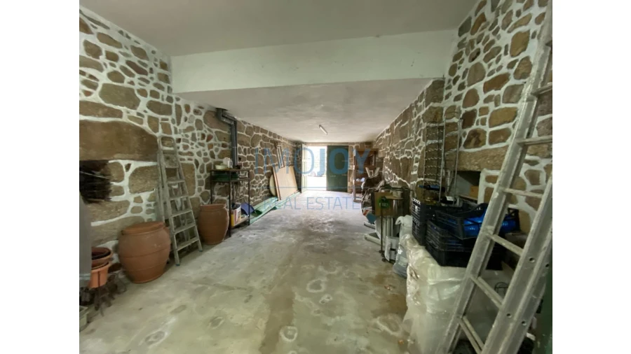 Quinta T9 para Venda em Carreira e Refojos de Riba de Ave Foto 66