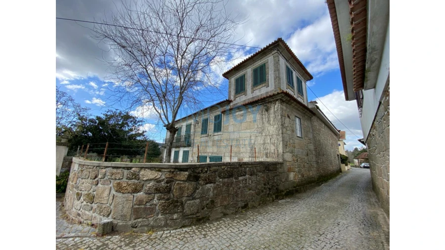 Quinta T9 para Venda em Carreira e Refojos de Riba de Ave Foto 80