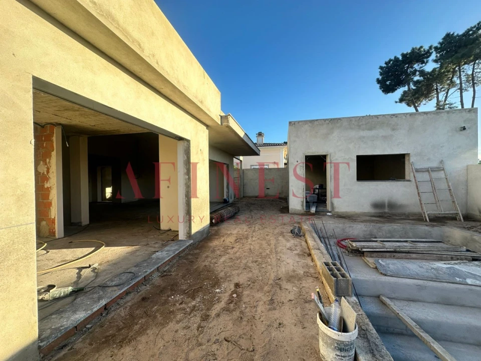 Moradia T5 para Venda em Azeitão (São Lourenço e São Simão) Foto 8