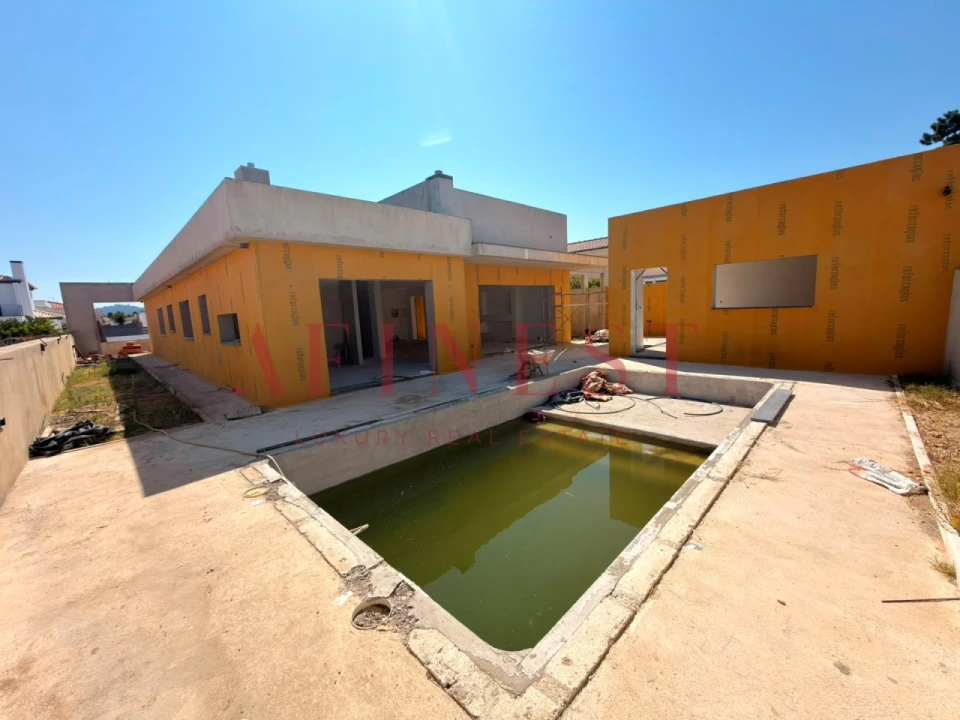 Moradia T5 para Venda em Azeitão (São Lourenço e São Simão) Foto 9