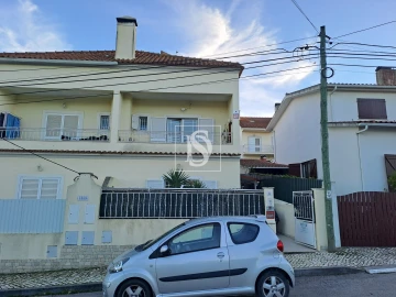Moradia T3 para Venda em Quinta do Conde