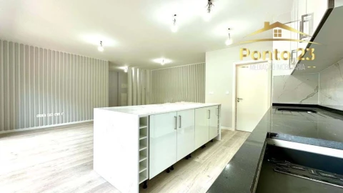 Apartamento T3 para Venda em Machico