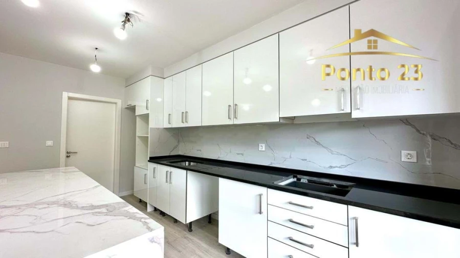 Apartamento T3 para Venda em Machico Foto 4