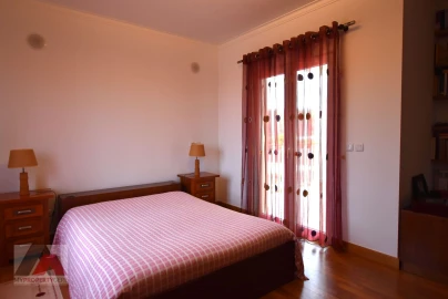Moradia T3 para Venda em A dos Cunhados e Maceira