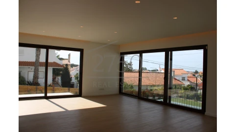 Moradia T3 para Venda em Alcabideche