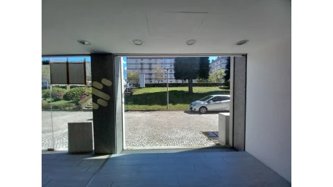 Loja para Venda em São João da Madeira