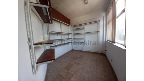 Loja para Venda em São João da Madeira