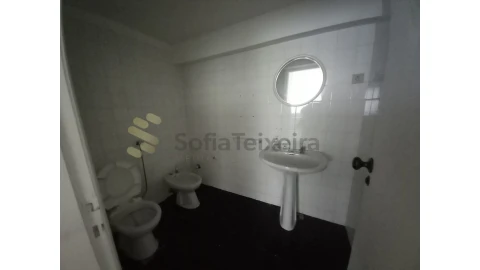 Loja para Venda em São João da Madeira