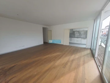 Apartamento T3 para Venda em Funchal (Se)