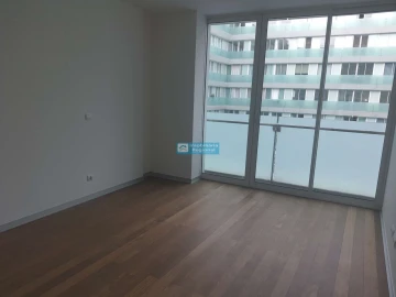 Apartamento T3 para Venda em Funchal (Se)