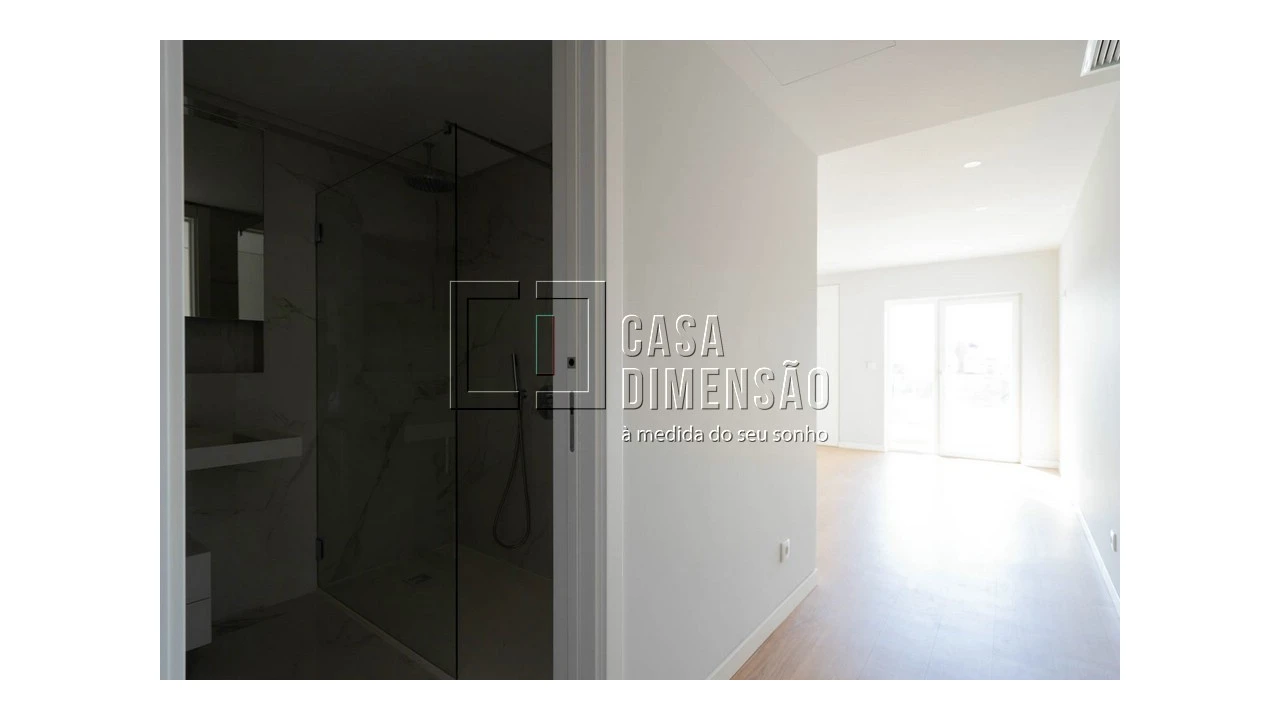 Apartamento T3 para Venda em Carcavelos e Parede Foto 30