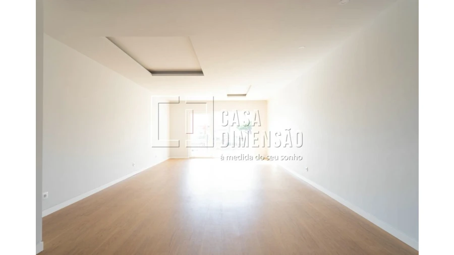 Apartamento T3 para Venda em Carcavelos e Parede Foto 6